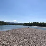 Four Rivers Дом отдыха *
