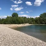 Дом отдыха Four Rivers Чаплина