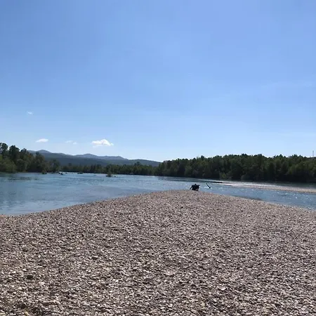 Four Rivers 度假居 *